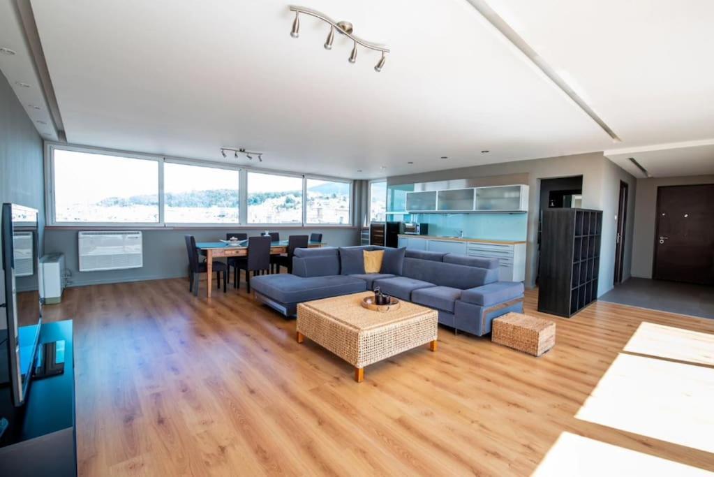 Appartamento Luxury Loft By Boy Patras Esterno foto